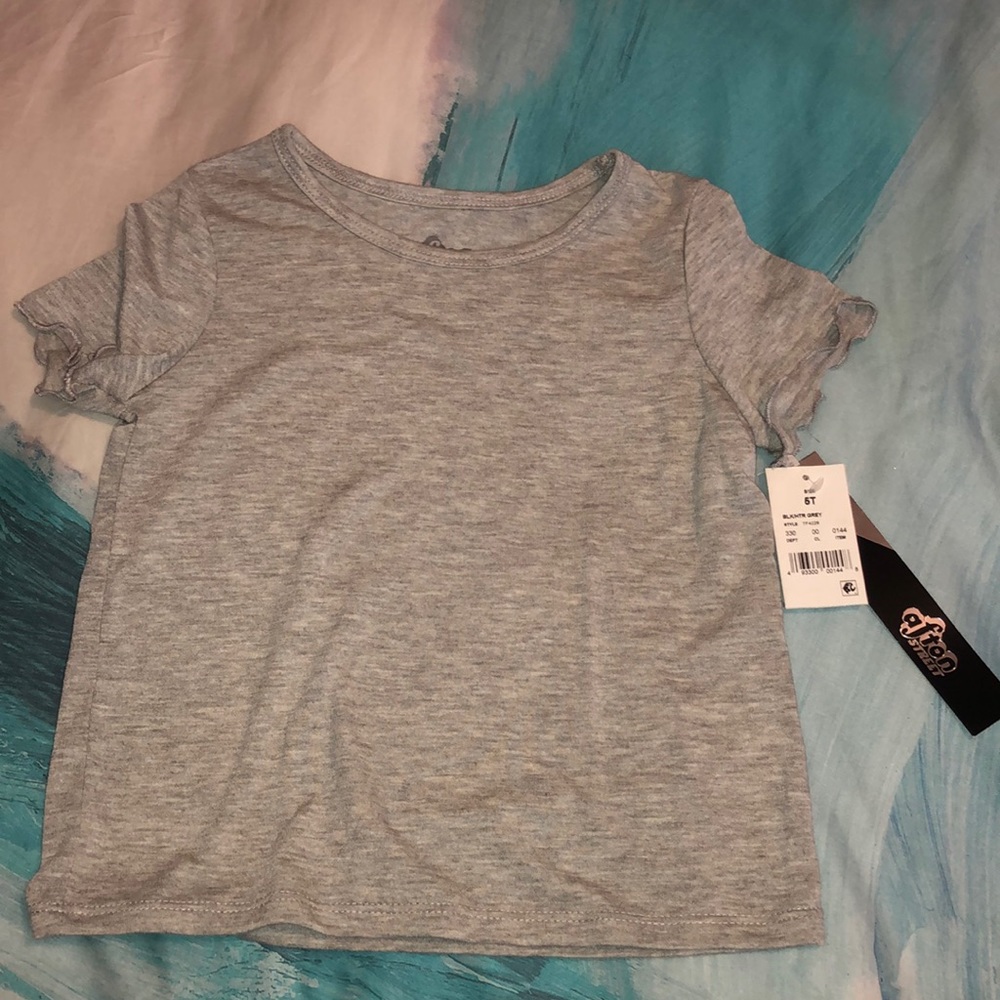 Afton Street grey t-shirt 5T NWT